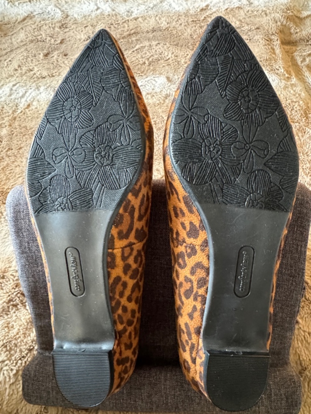 Comfortview Leopard Flats 9.5 Extra Wide WW Animal Print Pointed Toe NIB - Picture 2 of 9